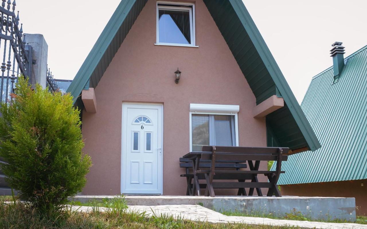Bungalow Holiday Plužine Exteriér fotografie