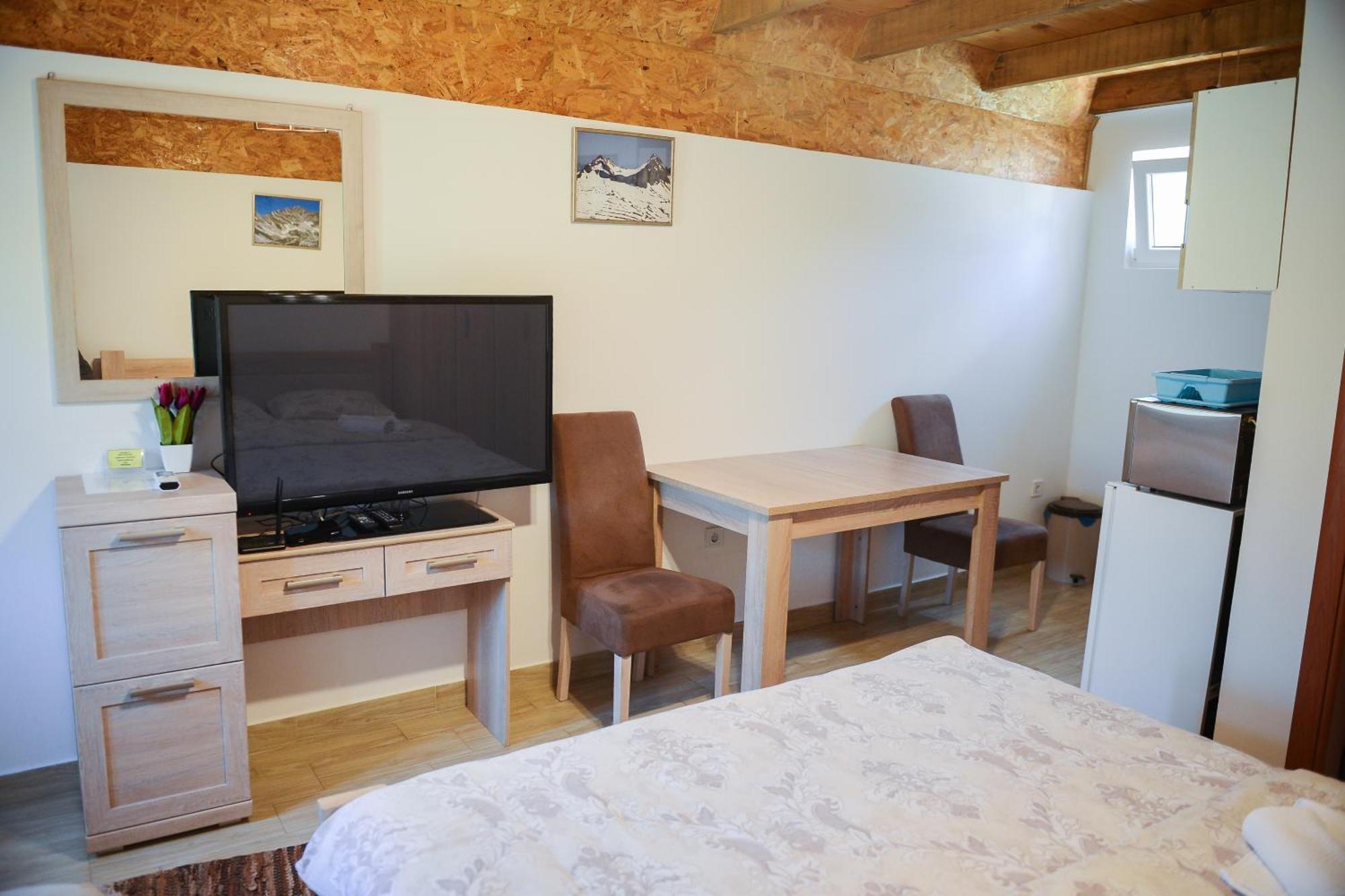 Bungalow Holiday Plužine Pokoj fotografie